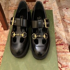 Gucci Black  loafer with Gold  Horsebit